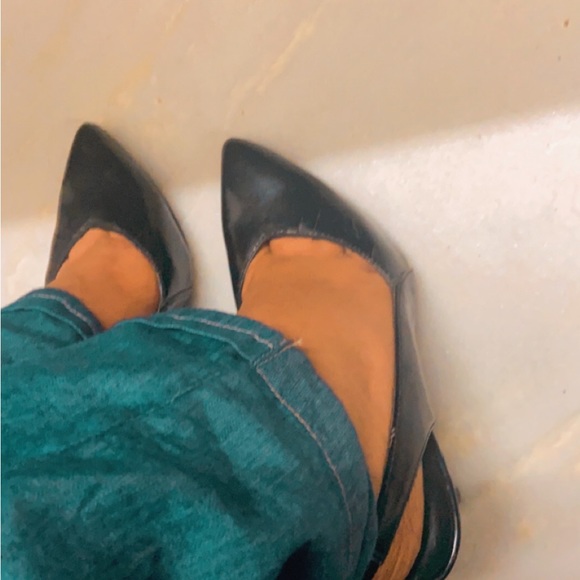 Charles n Keith heels - Picture 5 of 8